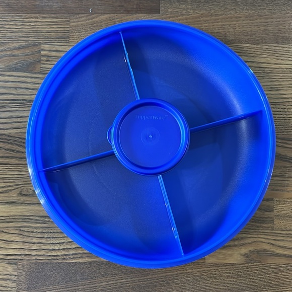 NEW Tupperware small serving tray four piece set - Picture 4 of 7